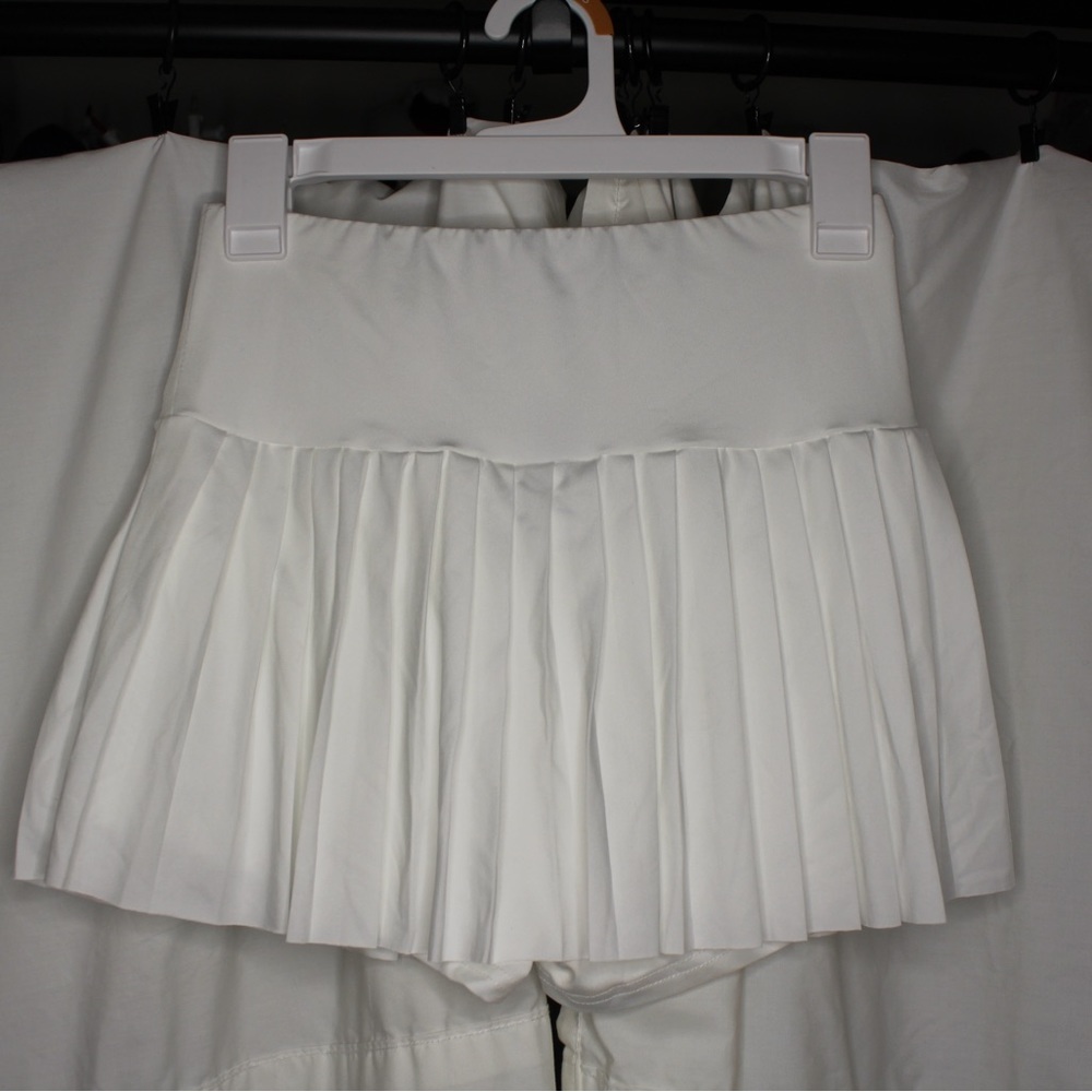 SHEIN white pleated tennis skirt